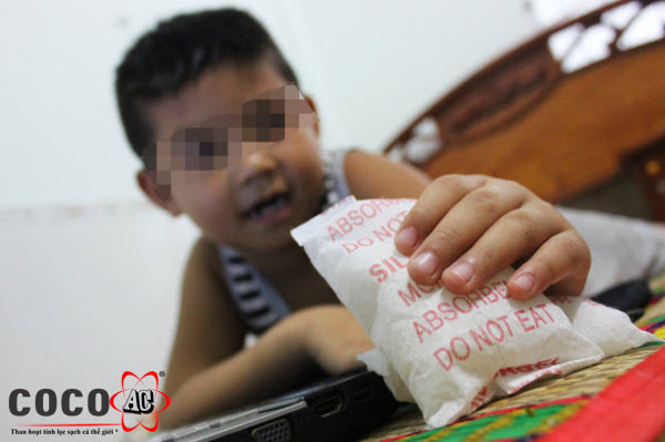 túi hút ẩm trong phòng
